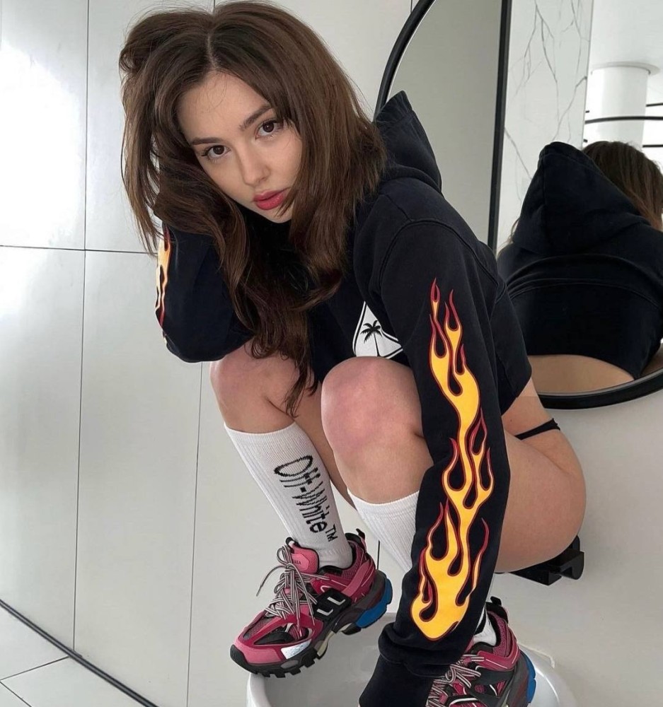 Индивидуалка Виолетта фото № 2 в городе Усолье-Сибирское